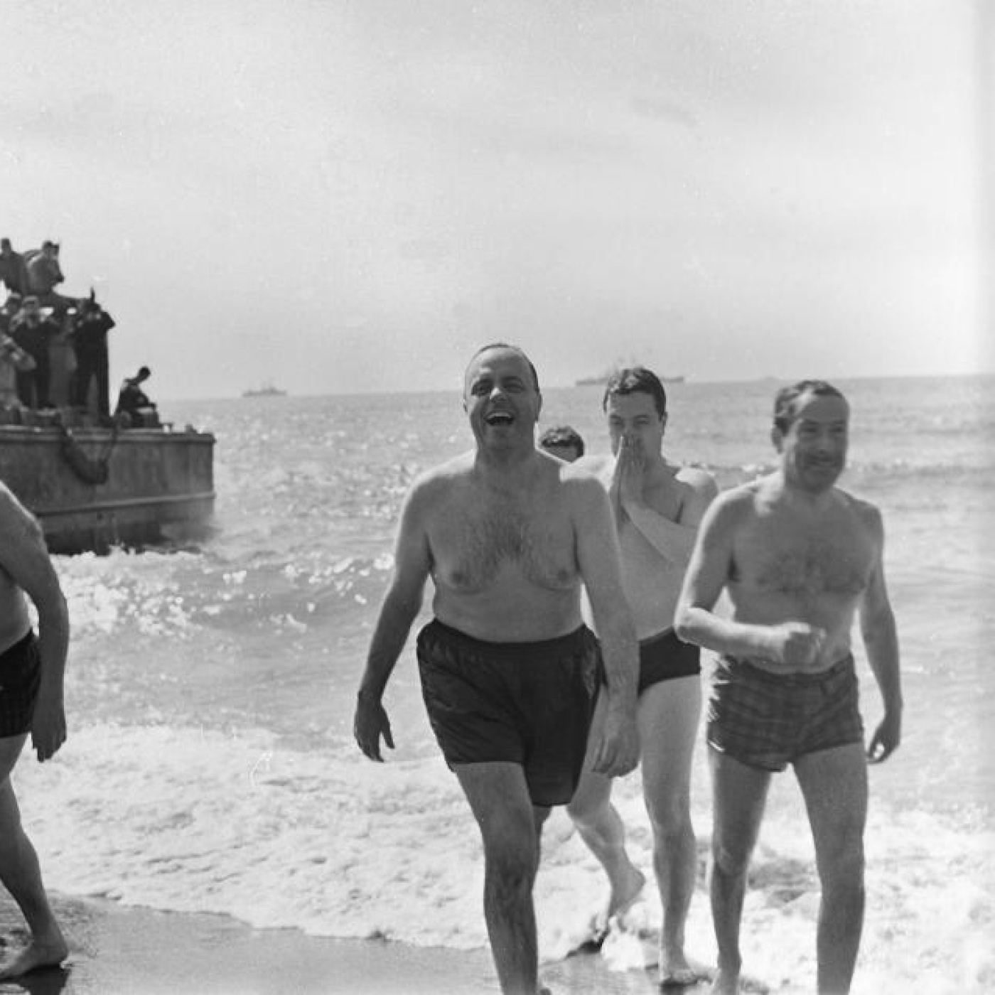 PALOMARES, DIAS DE PLAYA Y PLUTONIO #documental #GuerraFria #FakeNews #podcast episode artwork