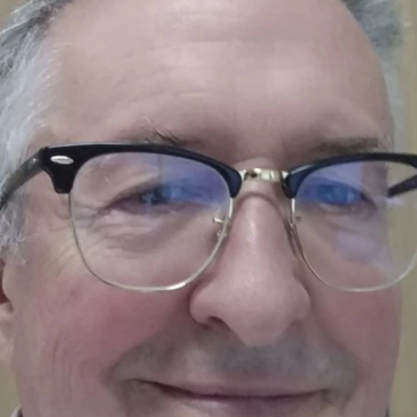 Hoy hablamos con Manuel Bernardo Álvarez, veterinario de profesión y micólogo de vocación, sobre la temporada de setas