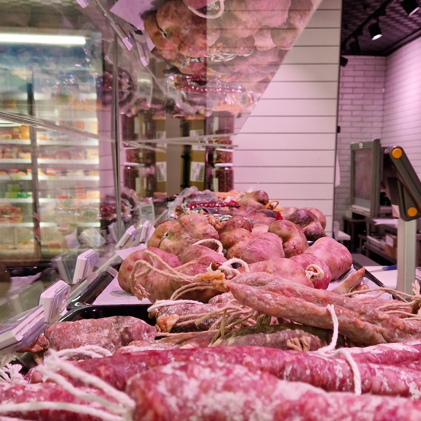 Així van celebrar comerços i clients el dijous llarder a Sant Joan de les Abadesses episode artwork