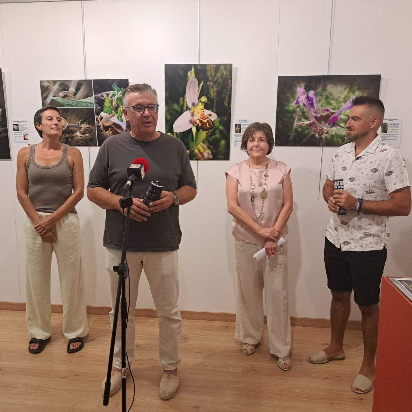 Inauguración exposición fotográfica de Toñi Fuentes episode artwork