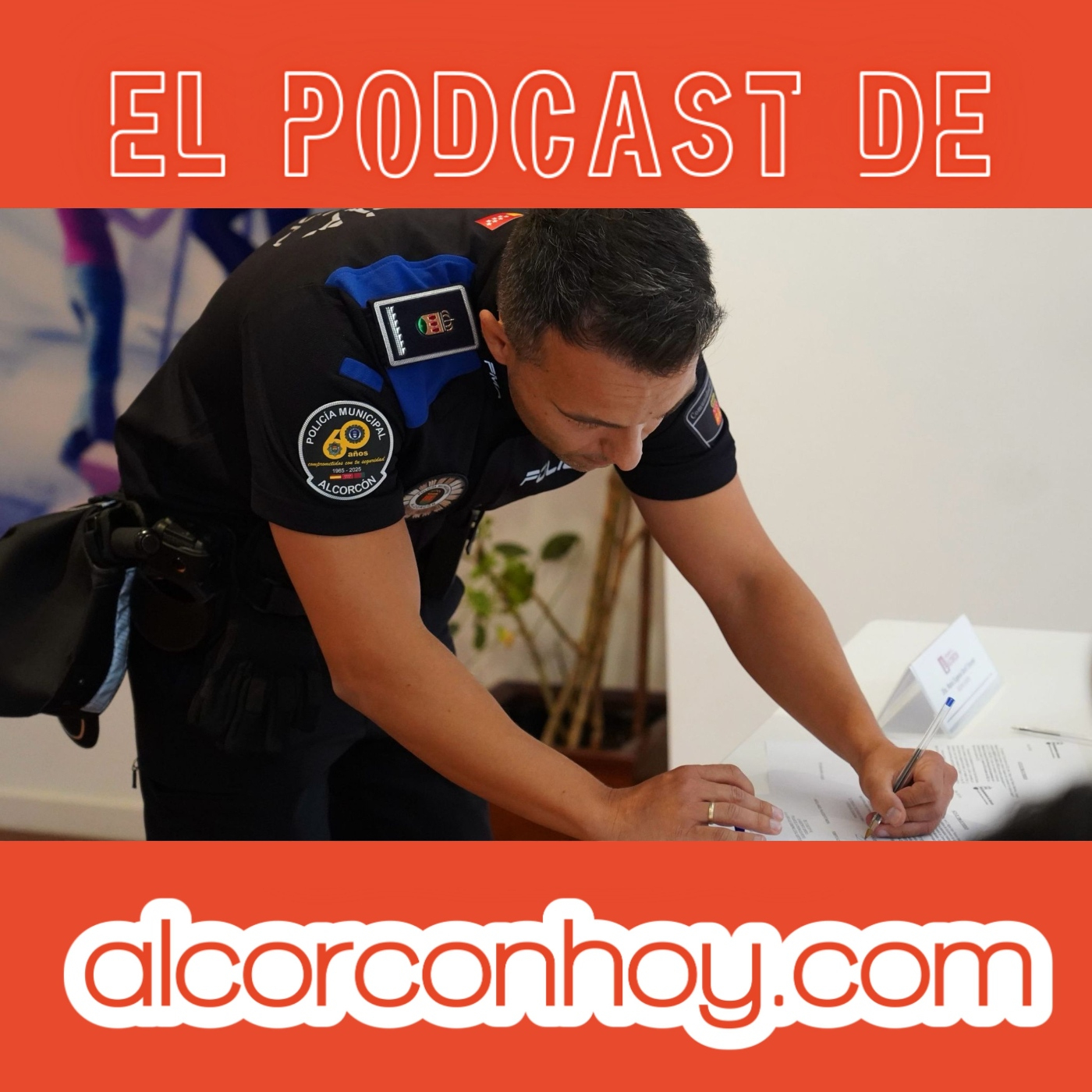 Nuevos policías toman posesión de su cargo en Alcorcón: podcast alcorconhoy episode artwork