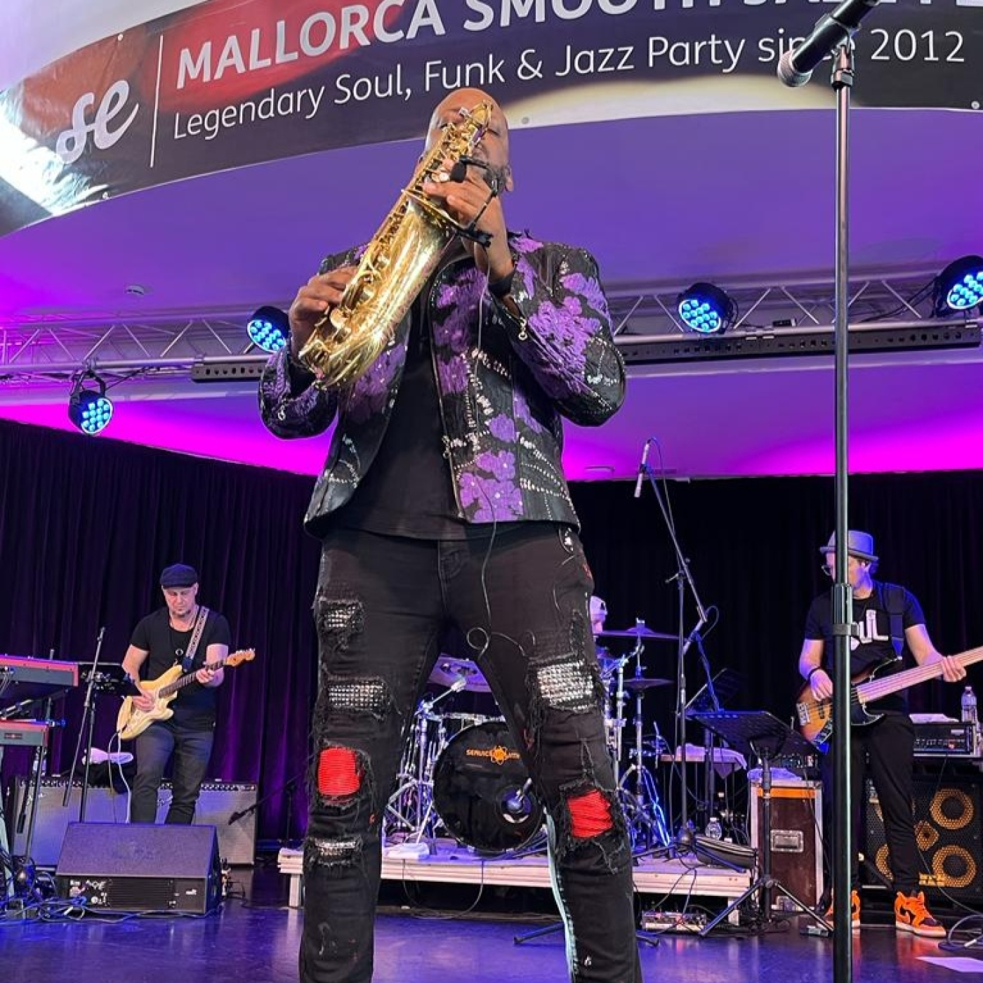 Feeling Good (Smooth Jazz/Funk) by Ignacio Báguena