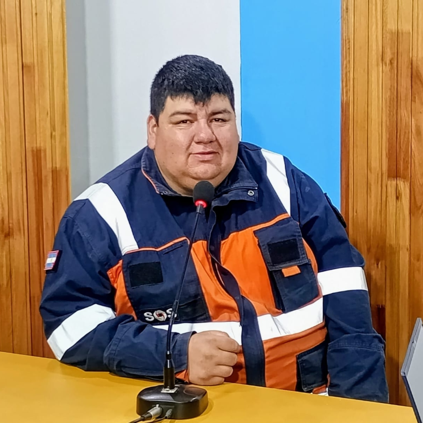Oficial Inspector Ángelo Carcamo (Segundo Jefe del Cuerpo Activo de los Bomberos Voluntarios de Trevelin) Nada Personal