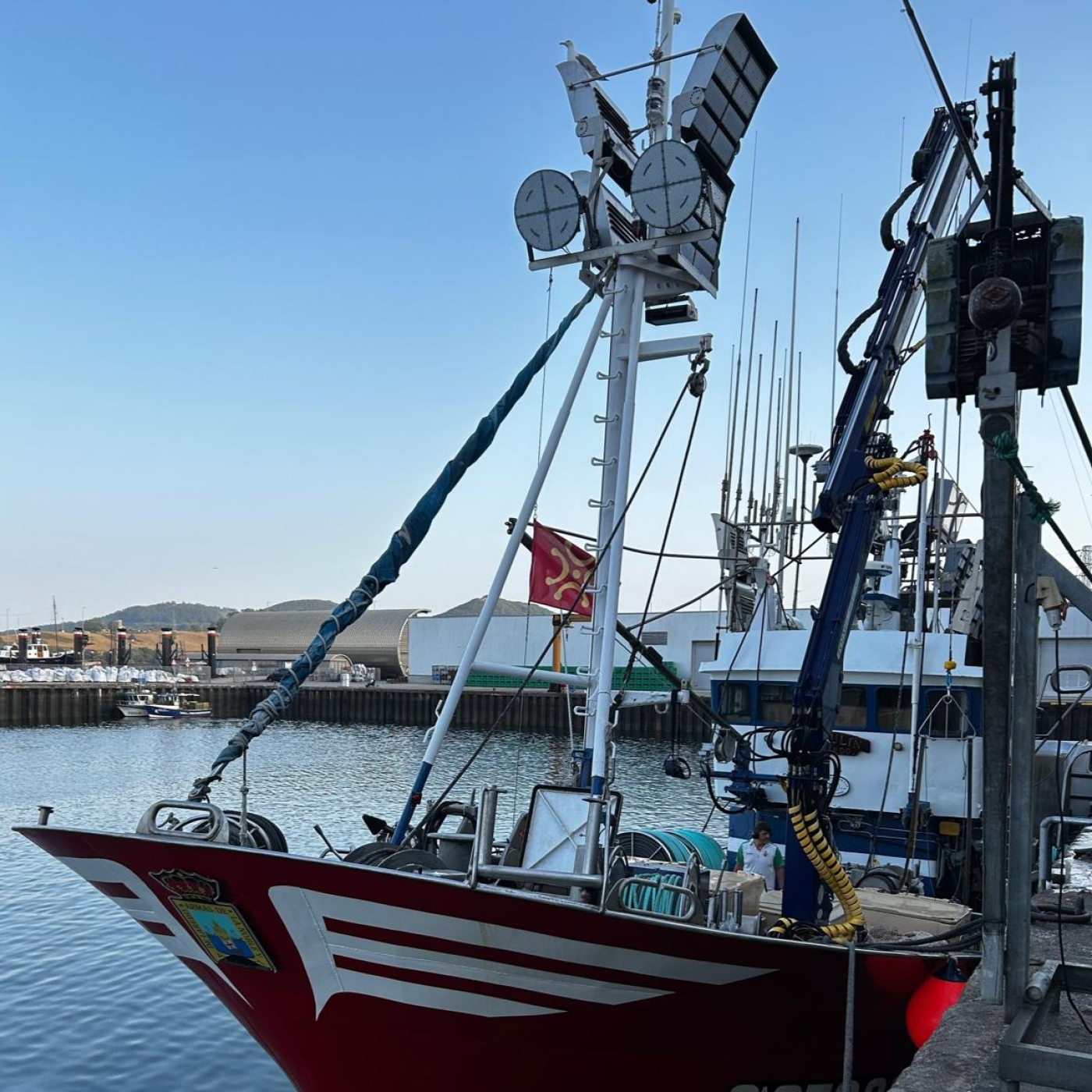 La campaña del bonito marca el ritmo del puerto de Santoña ante los desafíos del sector pesquero/Miguel Fernández 07/07 episode artwork