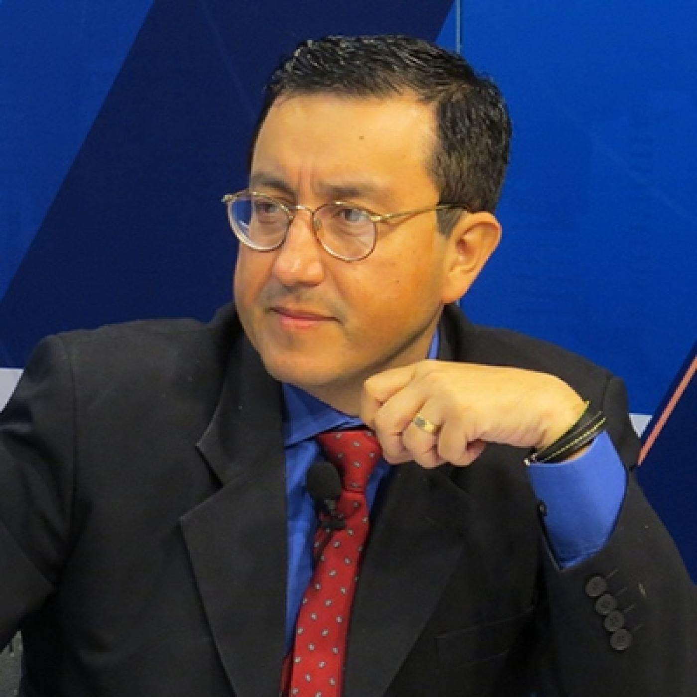 Glatzer Tuesta – Editorial 02 de mayo de 2024 episode artwork