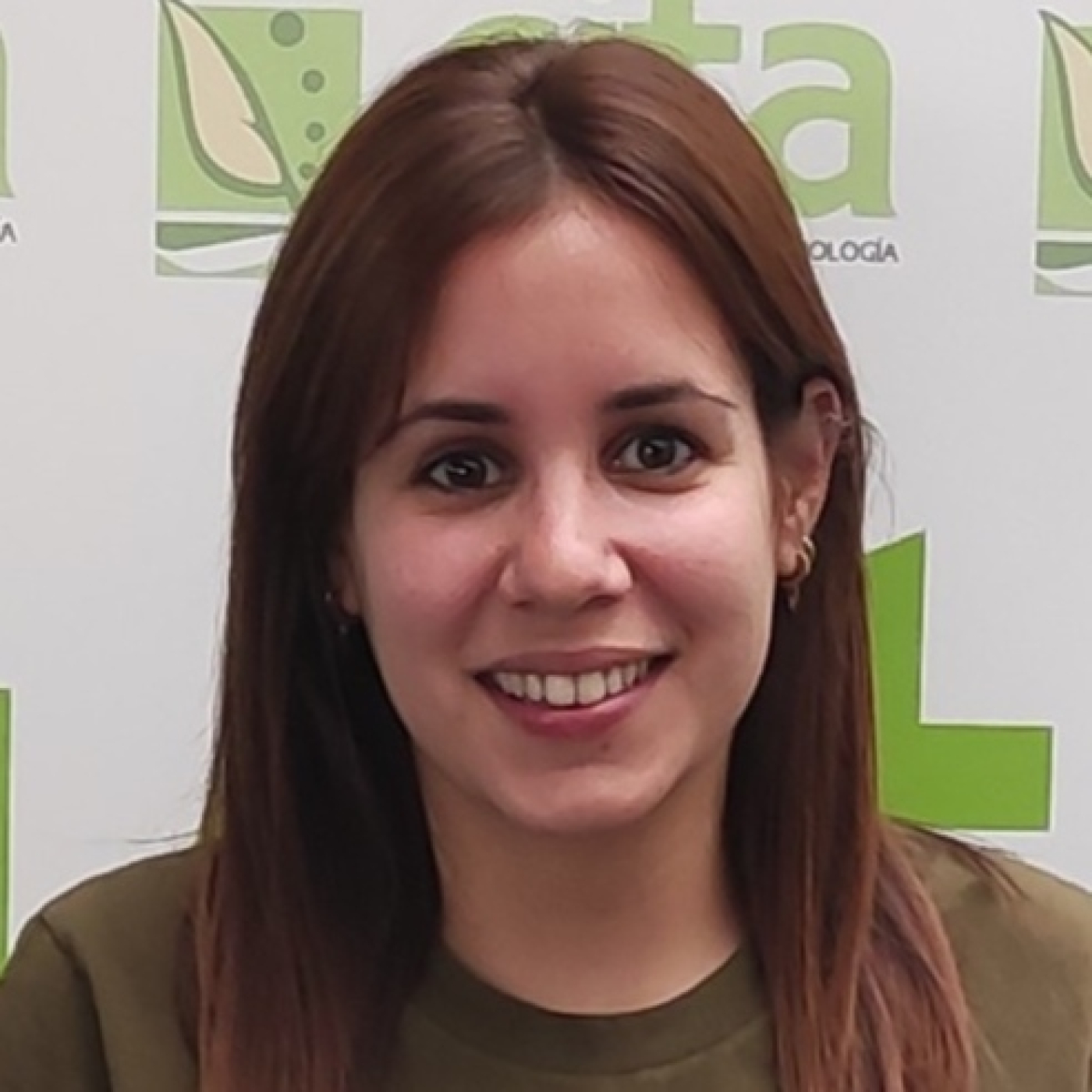 Blanca Abril habla sobre la jornada sobre innovación en la apicultura en Teruel en COPE Jiloca episode artwork