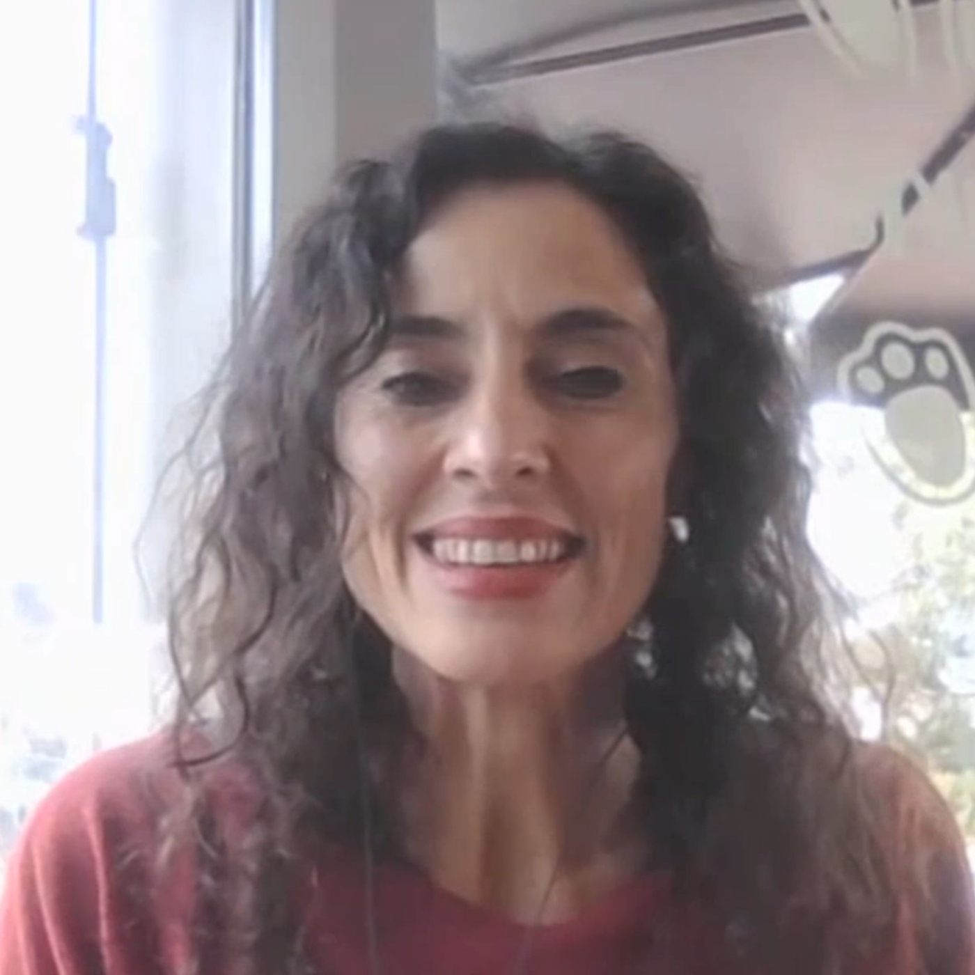 Entrevista con la cantante Silvina Gómez Rennella en "Letras y corcheas" episode artwork