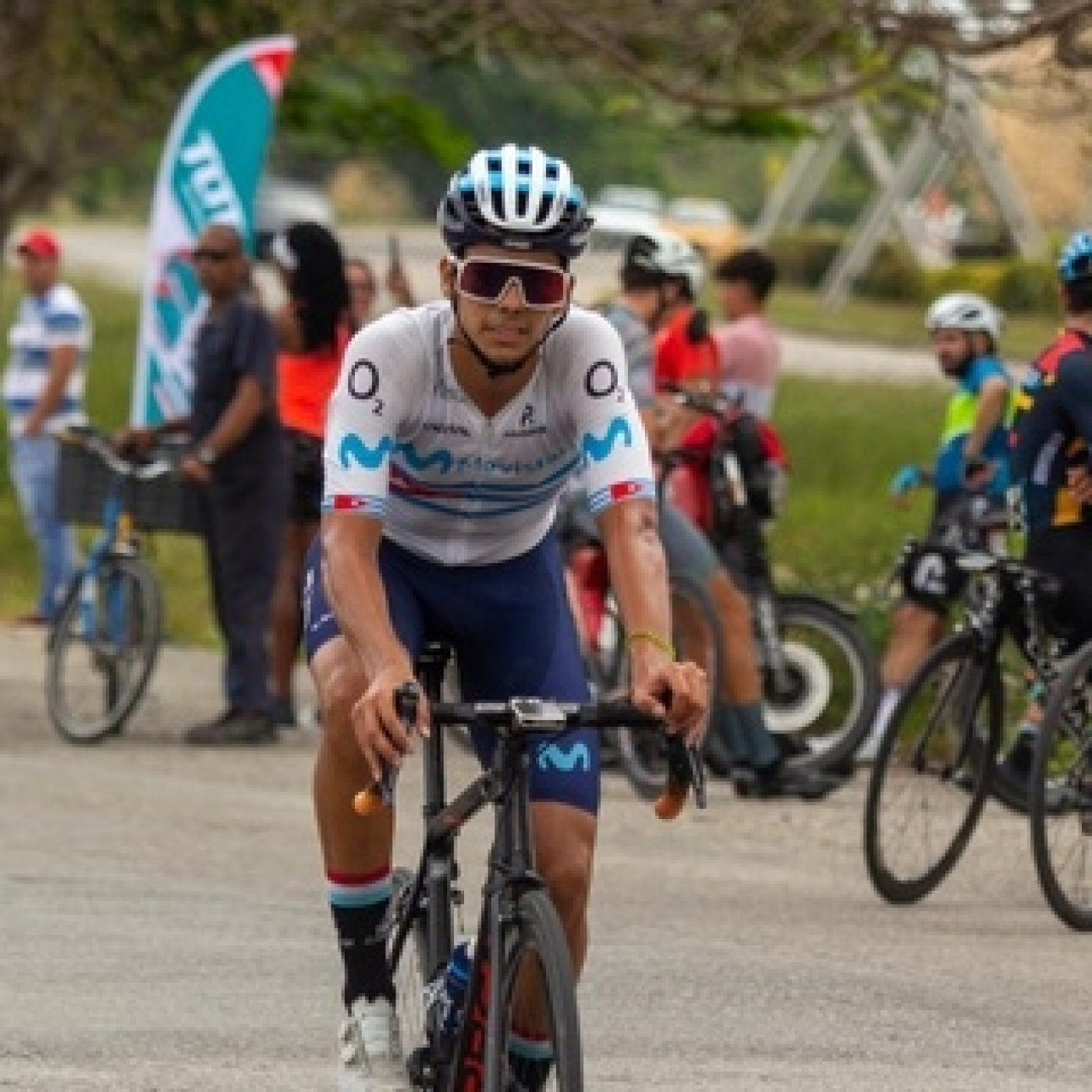 Compleja defensa de título capitalino en Copa de ciclismo episode artwork