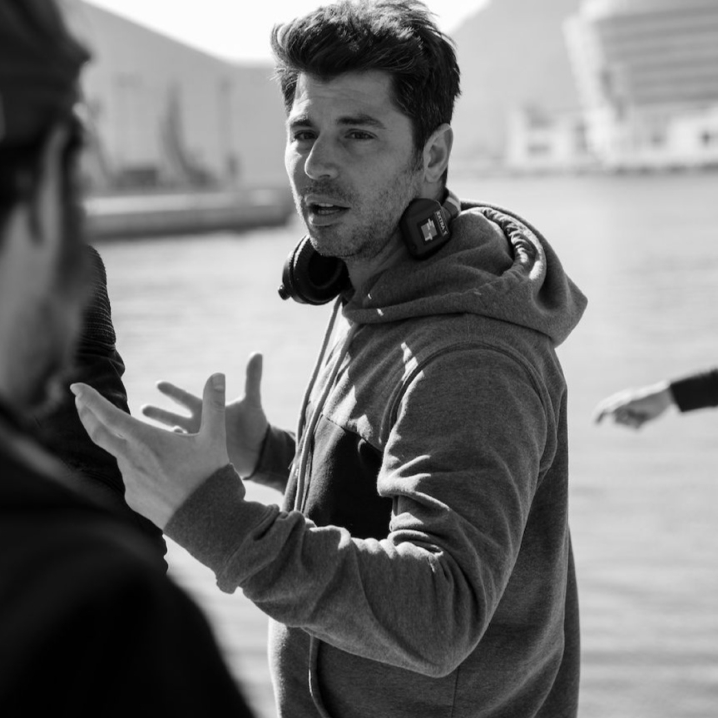 Entrevista a Lluís Quílez: Creador y director de la serie "Mano de hierro" episode artwork