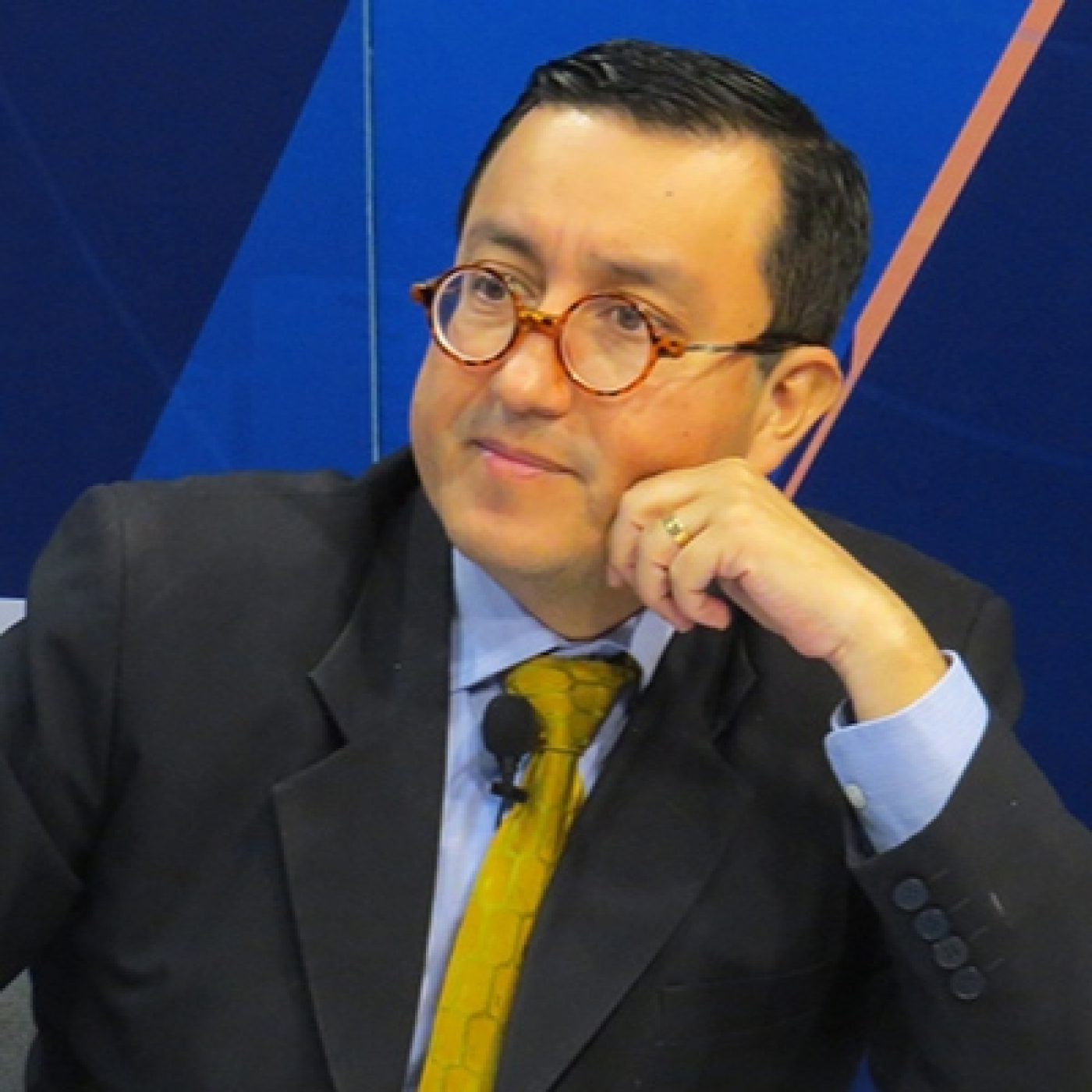Glatzer Tuesta – Editorial 10 de abril de 2023 episode artwork