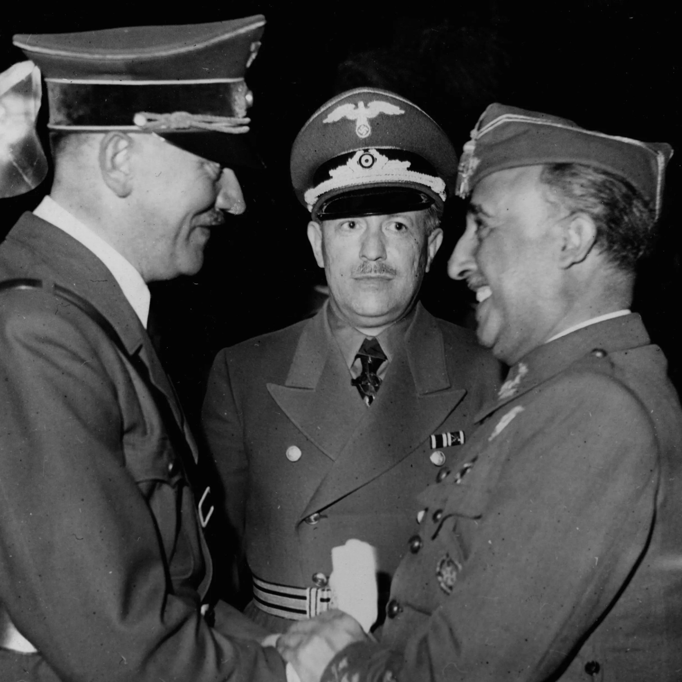 MEMORIA DE ESPAÑA: 25- FRANCO, FRANCO, FRANCO #documental #historia #podcast - podcast episode cover