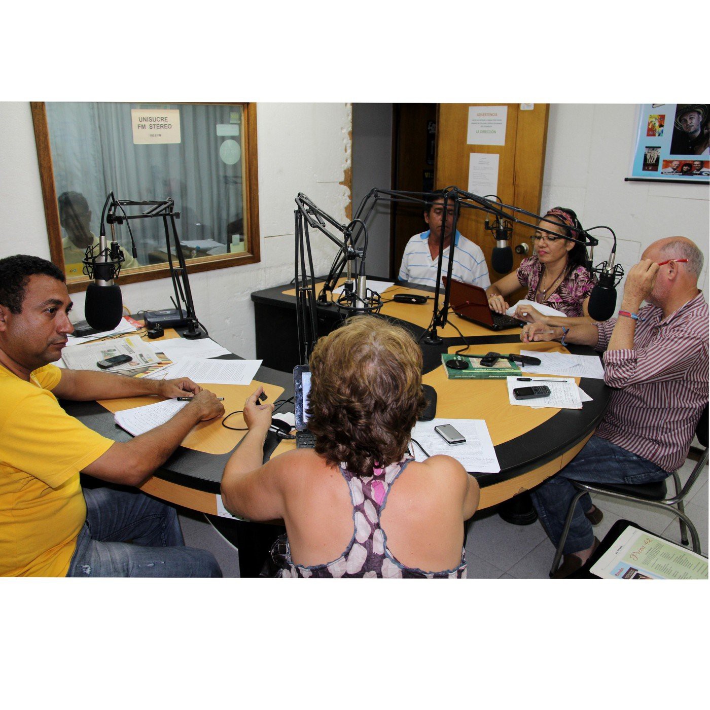 Podcast PROGRAMA VOCES Y LETRAS AUDIIO