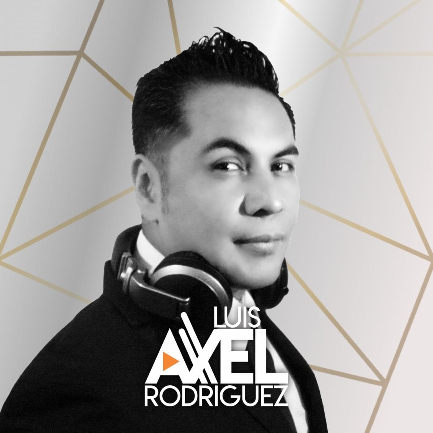 DJ Luis Axel Rodriguez