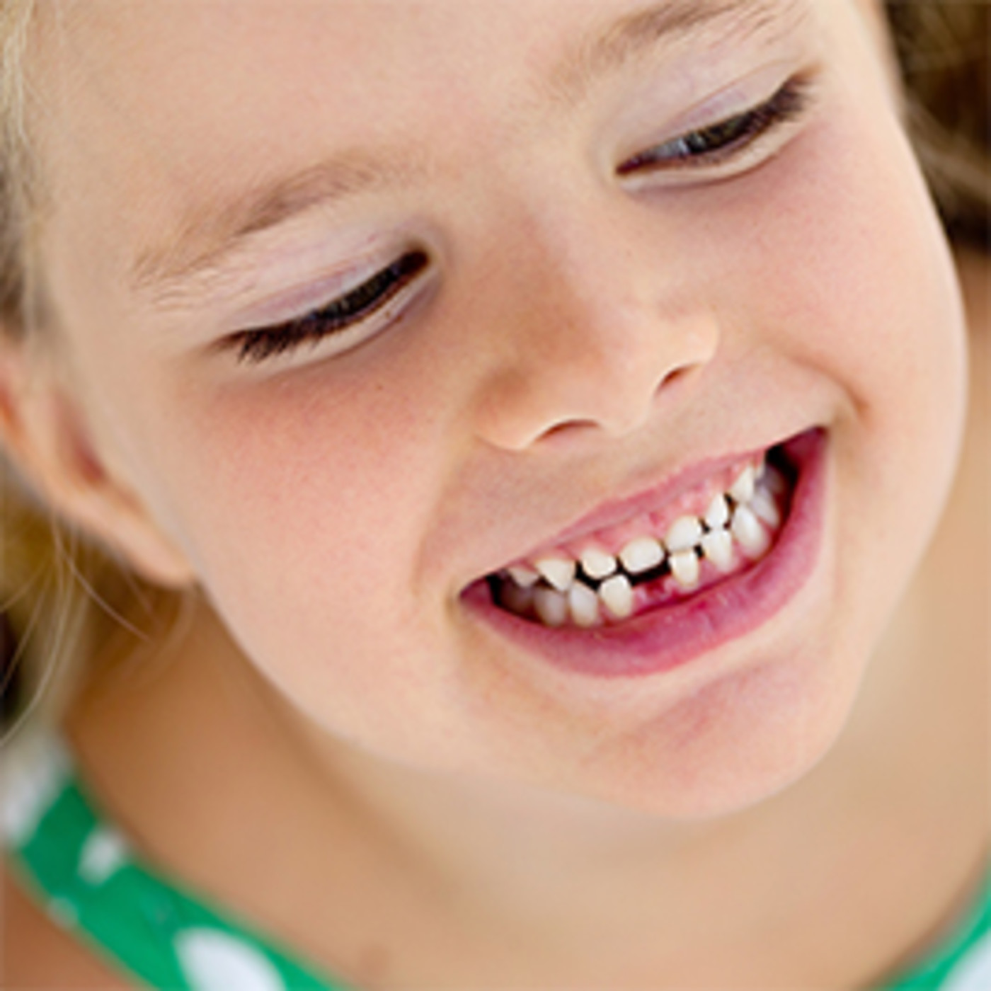 Cómo prevenir las caries en los más pequeños