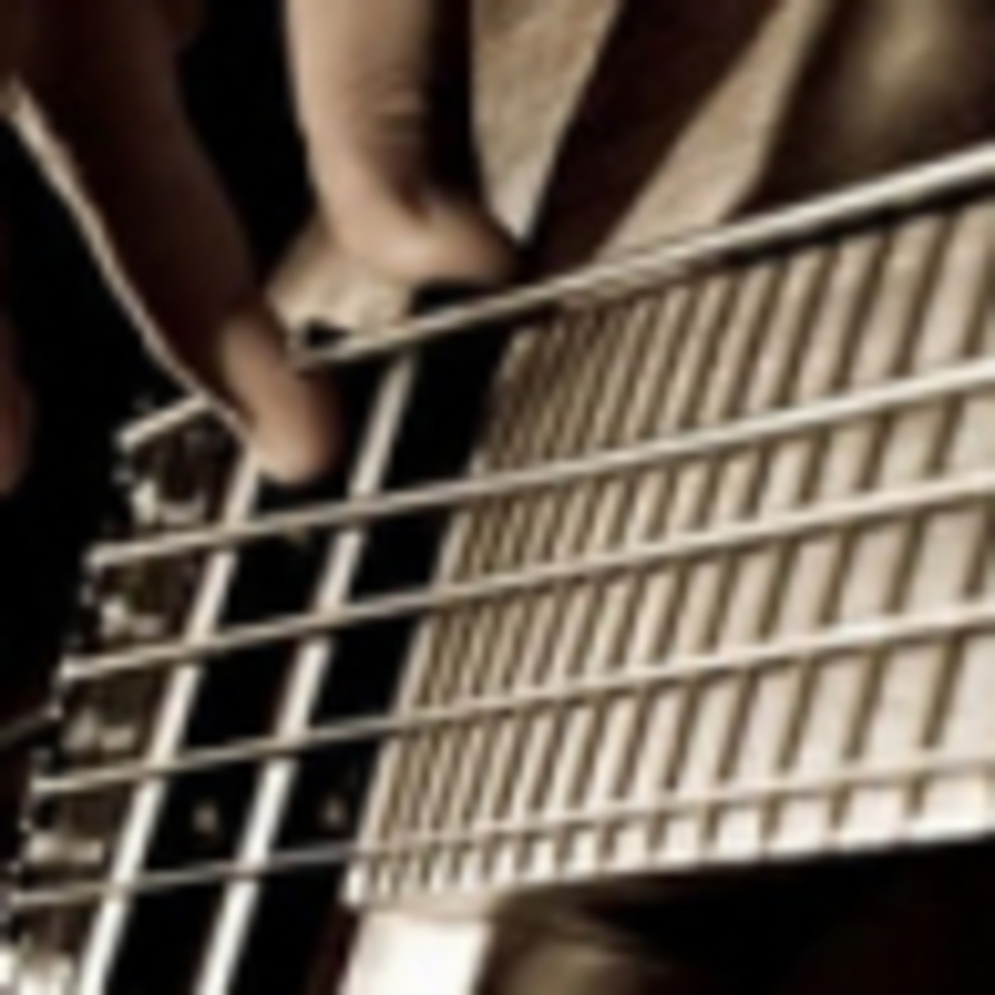 Bajo la música