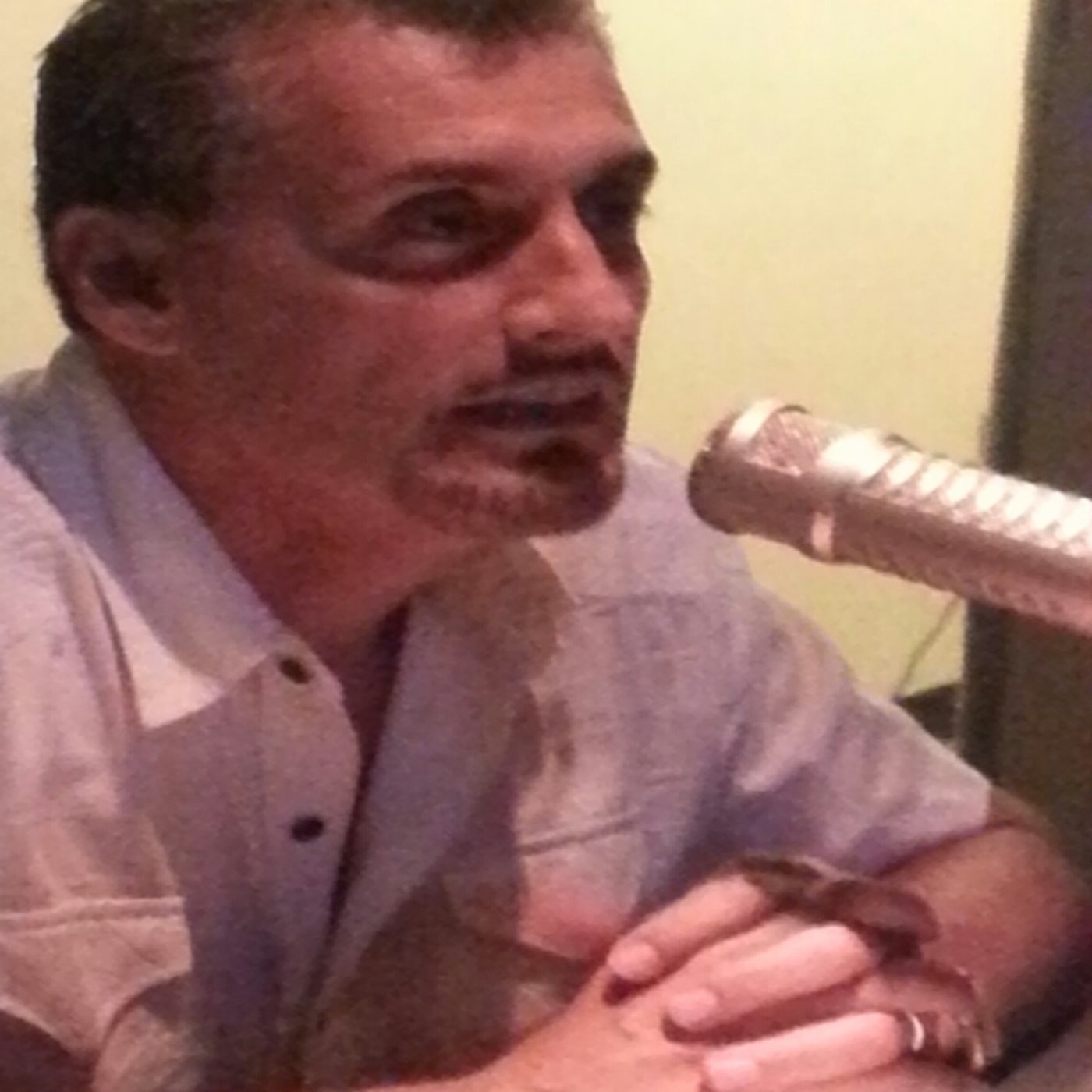 Andrew Alvarez - La Mega 106.9 FM