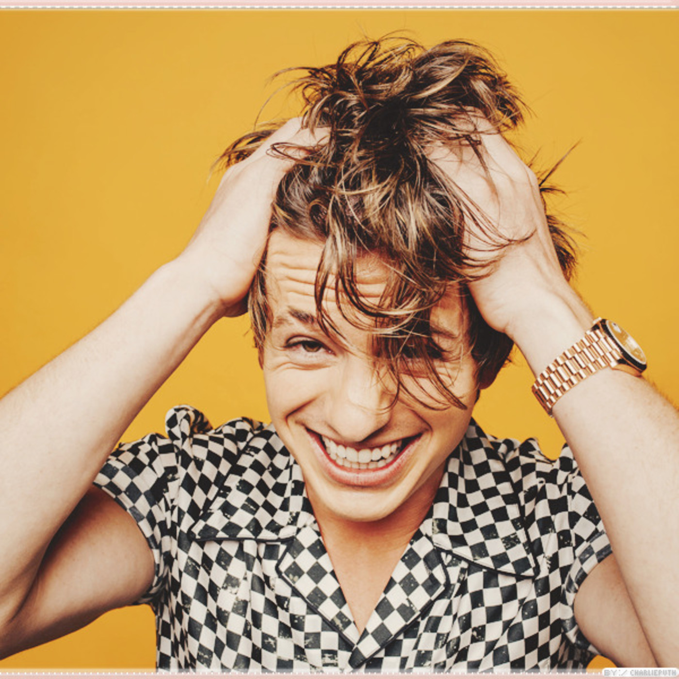08. Charlie Puth - Kiss Me