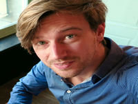 ALLES over de gekke tante en het muizige nichtje