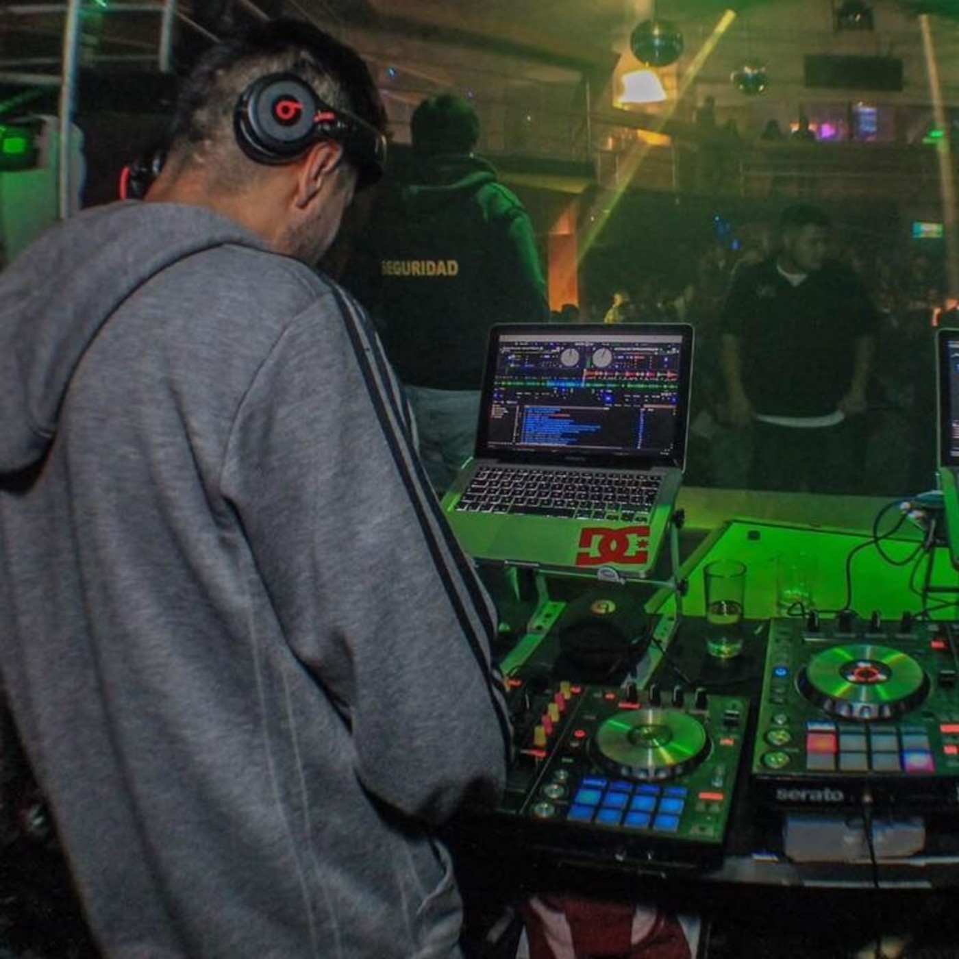 REMIXES Y EDITS DJZHIINYMIX