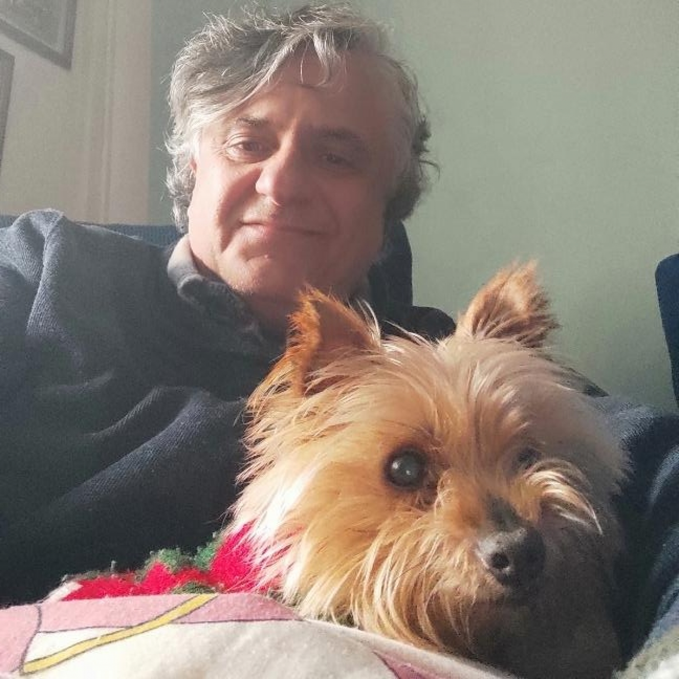 persiguiendo a mis fantasmas cover art